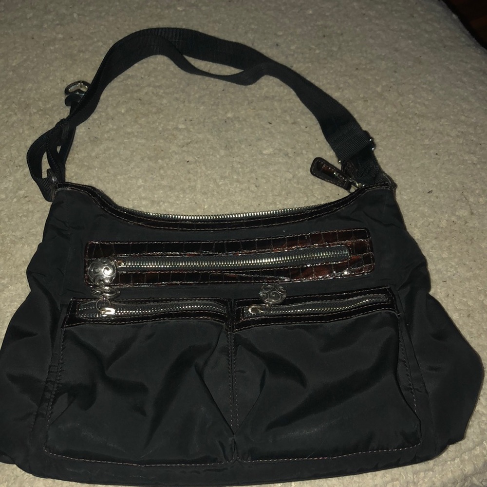 Black shoulder bag